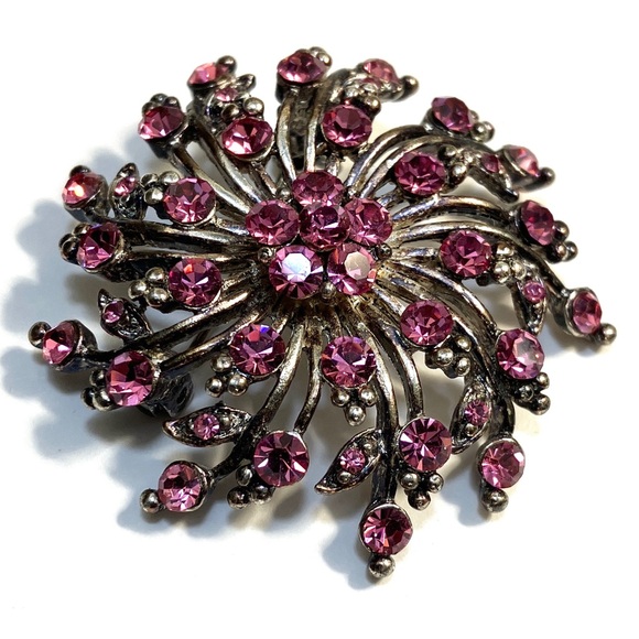Jewelry - Sold. Pink rhinestone brooch silver tone vintage pink brooch